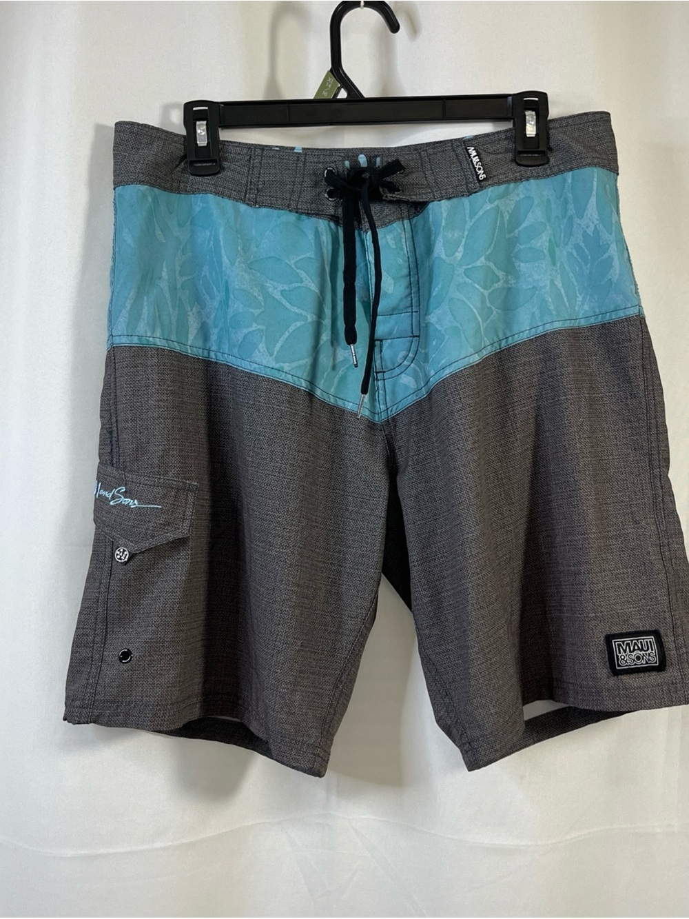 Maui and Sons Colorblock Board Shorts 4 Way Stretch Grey Blue Mens 32